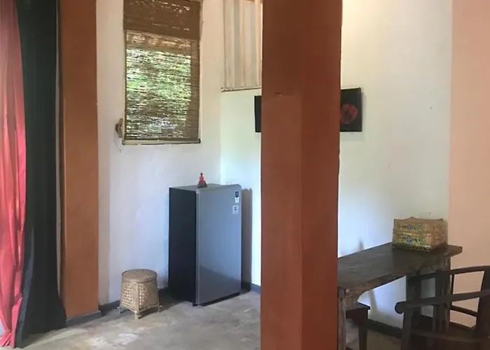 Apartment 125m2 App With Kitchen And Spacious Garden And Pool *