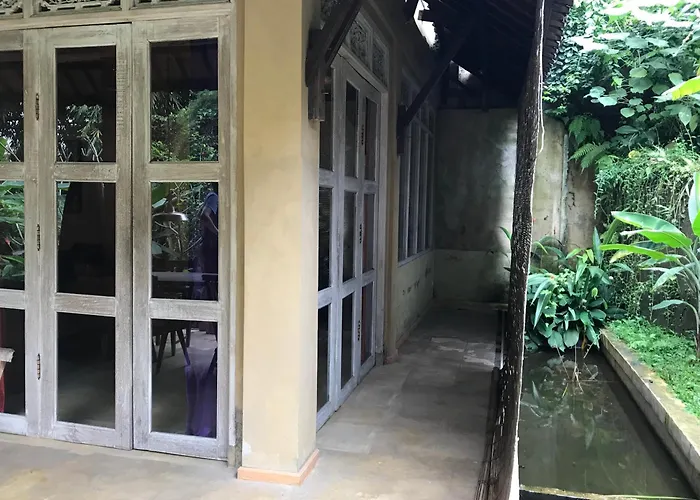 125m2 App With Kitchen And Spacious Garden And Pool Daire